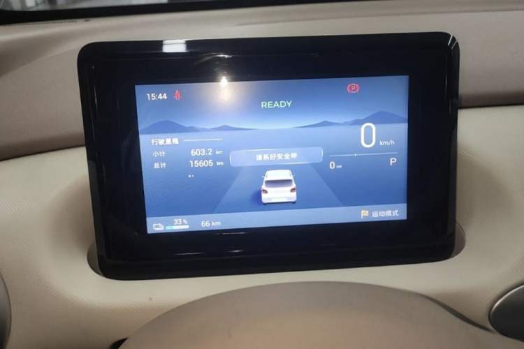 Used Wuling Hongguang MINIEV 2025 Four-Door Version Zhenxiang+ Edition Odometer Close Up