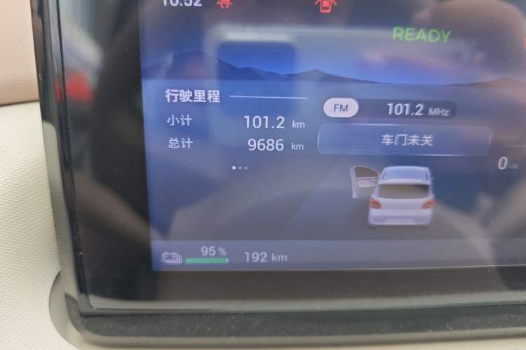 Used Wuling Hongguang MINIEV 2025 Four-Door Version Advanced Edition Odometer Close Up