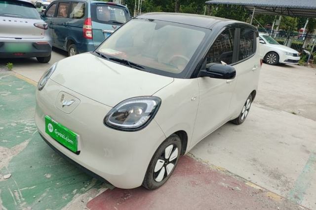 Ojetý Wuling Hongguang MINIEV 2025 Four-Door Version Advanced Edition