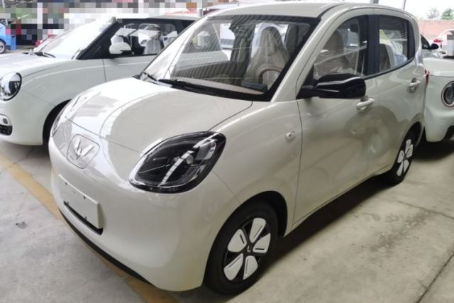 Używany Wuling Hongguang MINIEV 2025 Four-Door Version Advanced Edition