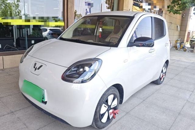 Ojetý Wuling Hongguang MINIEV 2025 Four-Door Version Advanced Edition