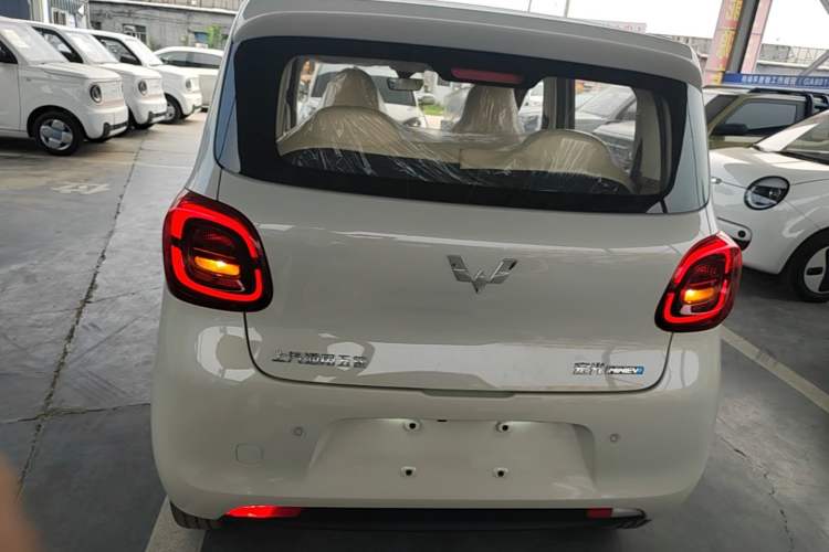 Used Wuling Hongguang MINIEV 2025 Four-Door Version Advanced Edition Rear