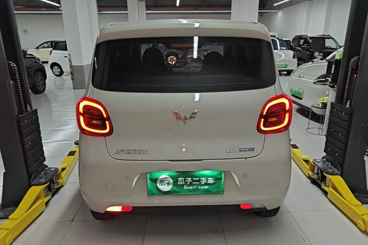 Used Wuling Hongguang MINIEV 2025 Four-Door Version Advanced Edition Rear