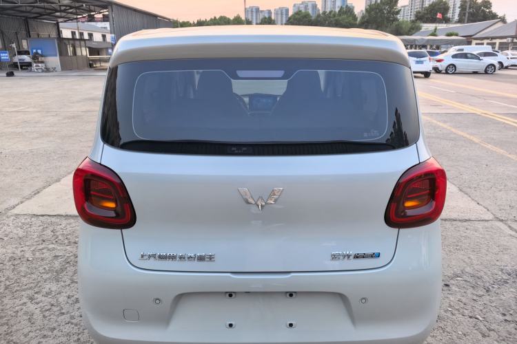 Used Wuling Hongguang MINIEV 2025 Four-Door Version Premium Edition Rear