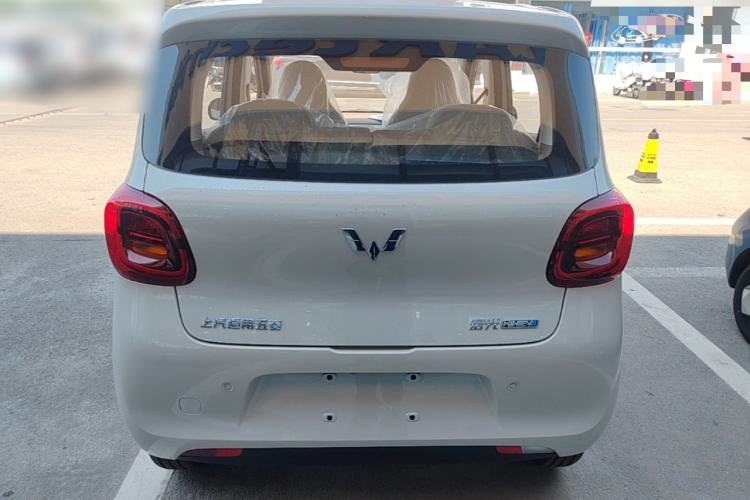 Used Wuling Hongguang MINIEV 2025 Four-Door Version Advanced Edition Rear