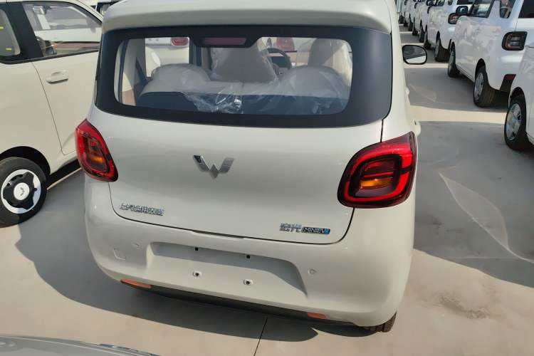 Used Wuling Hongguang MINIEV 2025 Four-Door Version Advanced Edition Rear