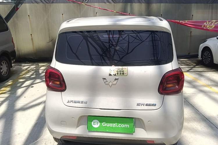 Used Wuling Hongguang MINIEV 2025 Four-Door Version Advanced Edition Rear