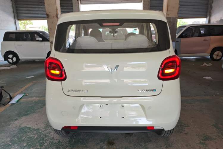 Used Wuling Hongguang MINIEV 2025 Four-Door Version Advanced Edition Rear