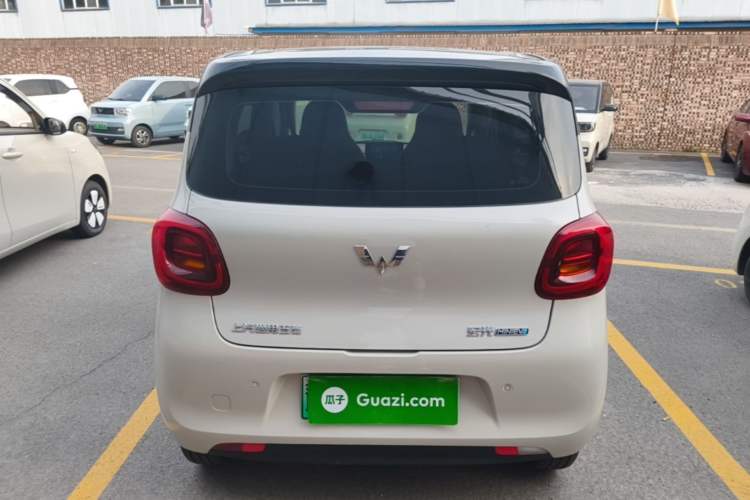 Used Wuling Hongguang MINIEV 2025 Four-Door Version Zhenxiang+ Edition Rear