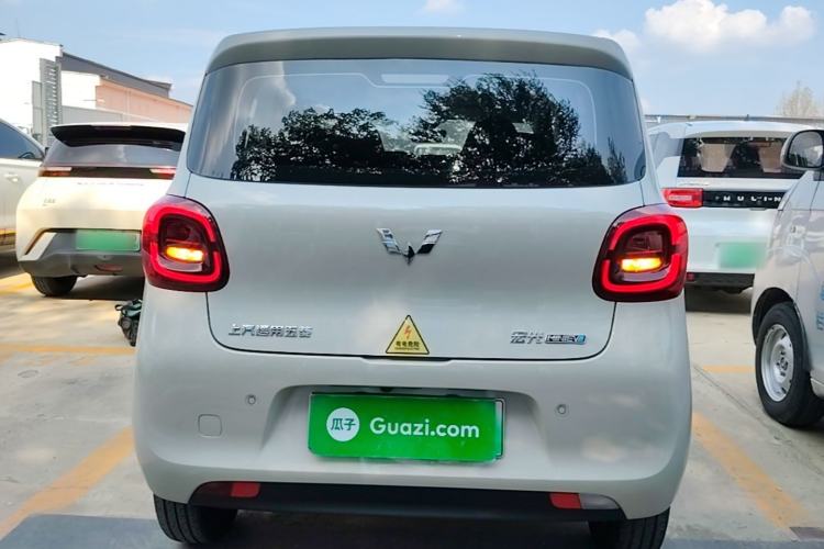 Used Wuling Hongguang MINIEV 2025 Four-Door Version Advanced Edition Rear