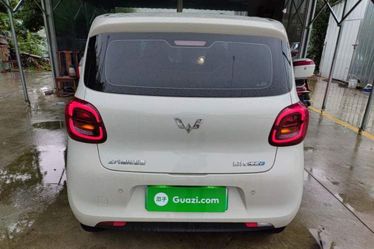 Used Wuling Hongguang MINIEV 2025 Four-Door Version Advanced Edition Rear