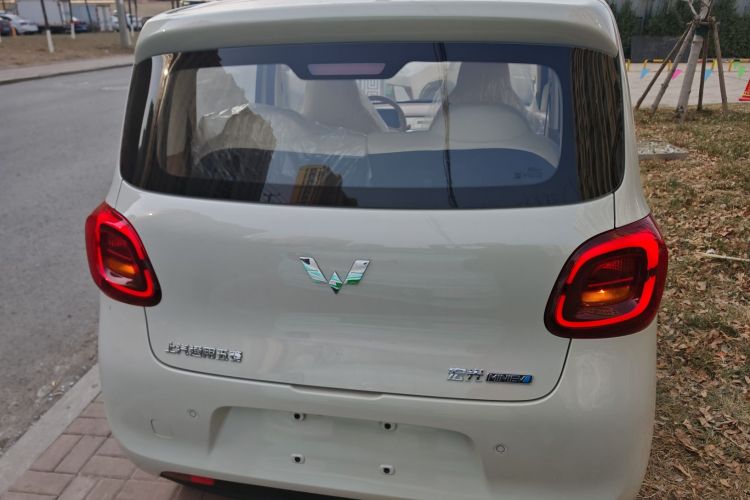 Used Wuling Hongguang MINIEV 2025 Four-Door Version Advanced Edition Rear