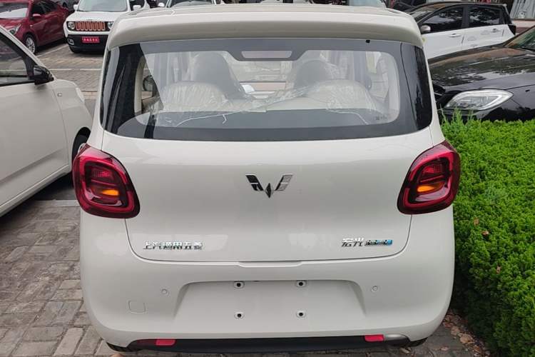 Used Wuling Hongguang MINIEV 2025 Four-Door Version Advanced Edition Rear