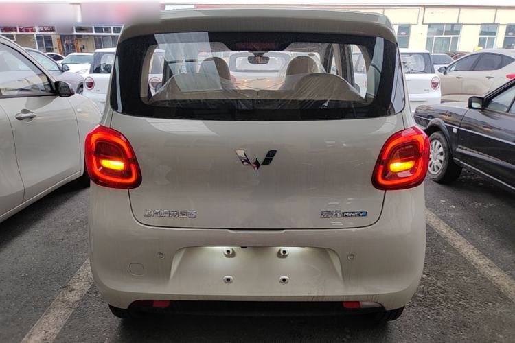 Used Wuling Hongguang MINIEV 2025 Four-Door Version Advanced Edition Rear