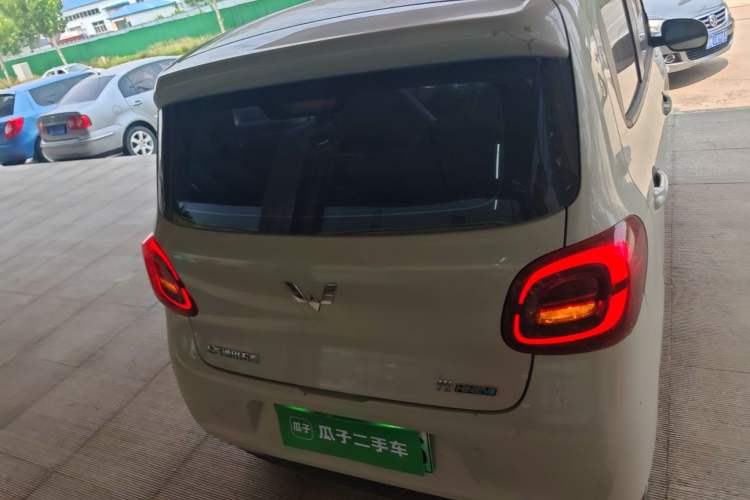 Used Wuling Hongguang MINIEV 2025 Four-Door Version Advanced Edition Rear