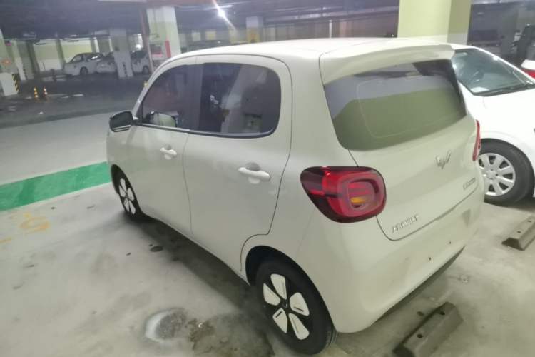 Used Wuling Hongguang MINIEV 2025 Four-Door Version Advanced Edition Rear Left 45 Deg
