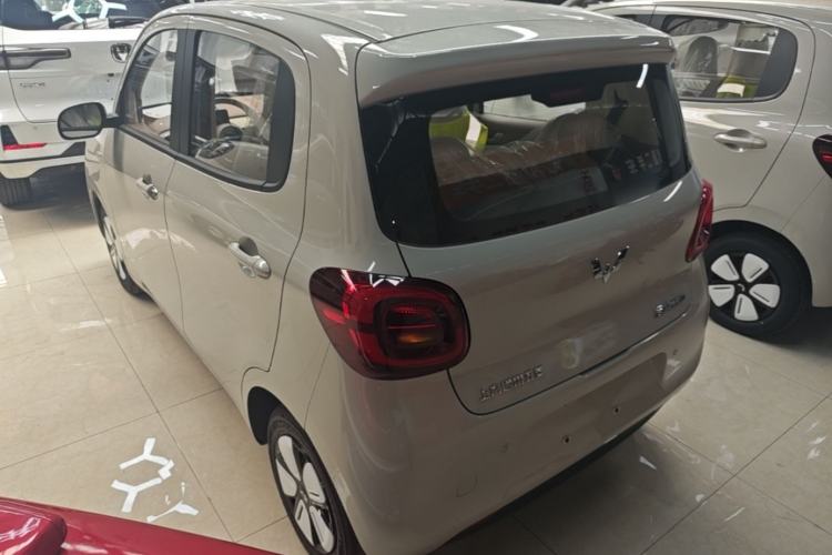 Used Wuling Hongguang MINIEV 2025 Four-Door Version Premium Edition Rear Left 45 Deg