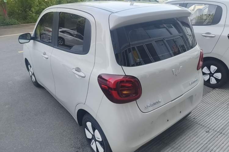 Used Wuling Hongguang MINIEV 2025 Four-Door Version Advanced Edition Rear Left 45 Deg