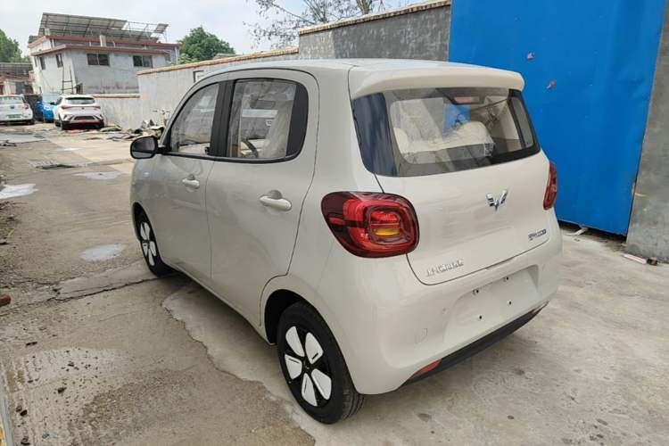 Used Wuling Hongguang MINIEV 2025 Four-Door Version Advanced Edition Rear Left 45 Deg