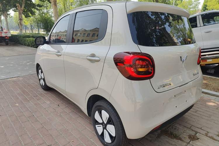 Used Wuling Hongguang MINIEV 2025 Four-Door Version Advanced Edition Rear Left 45 Deg