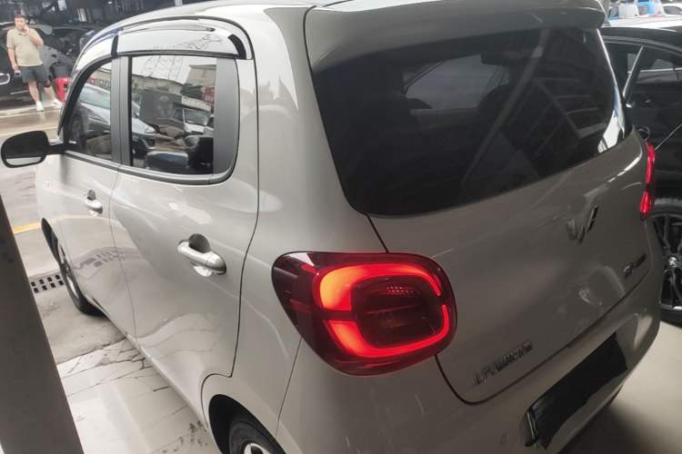 Used Wuling Hongguang MINIEV 2025 Four-Door Version Advanced Edition Rear Left 45 Deg
