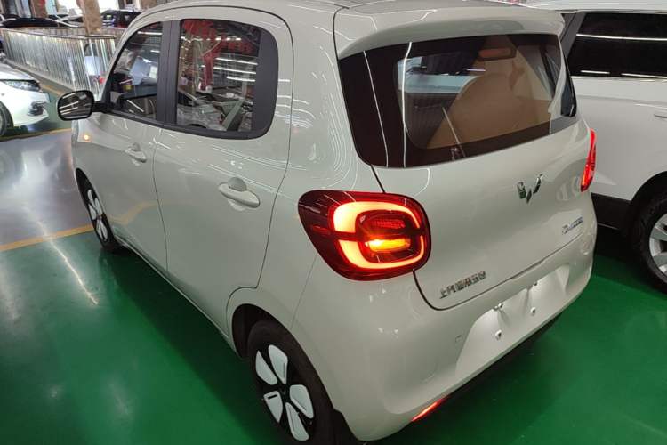 Used Wuling Hongguang MINIEV 2025 Four-Door Version Advanced Edition Rear Left 45 Deg
