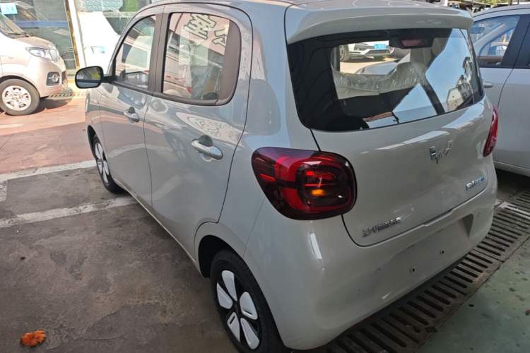 Used Wuling Hongguang MINIEV 2025 Four-Door Version Advanced Edition Rear Left 45 Deg