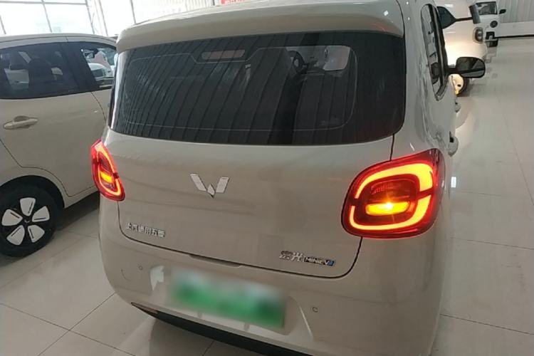 Used Wuling Hongguang MINIEV 2025 Four-Door Version Advanced Edition Rear