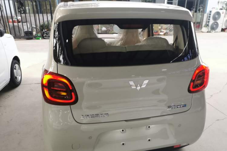 Used Wuling Hongguang MINIEV 2025 Four-Door Version Advanced Edition Rear