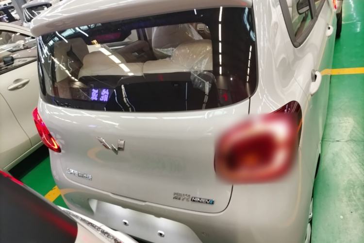 Used Wuling Hongguang MINIEV 2025 Four-Door Version Advanced Edition Rear