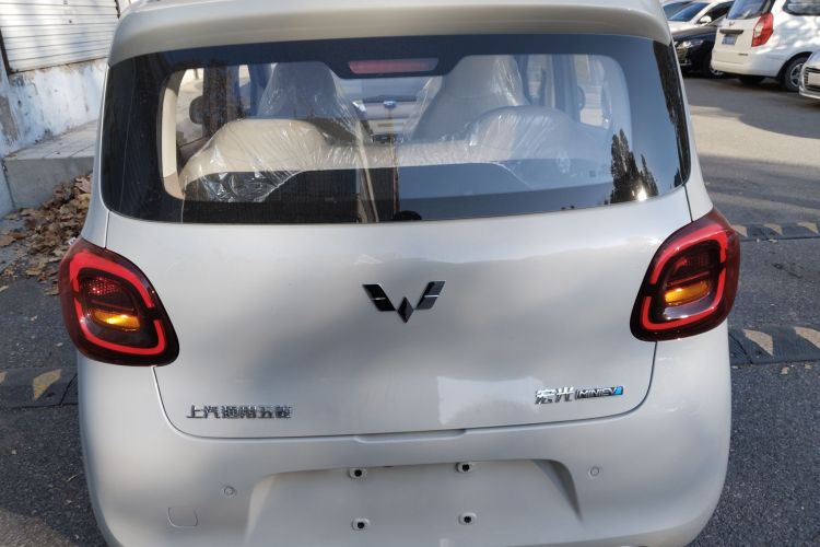 Used Wuling Hongguang MINIEV 2025 Four-Door Version Advanced Edition Rear