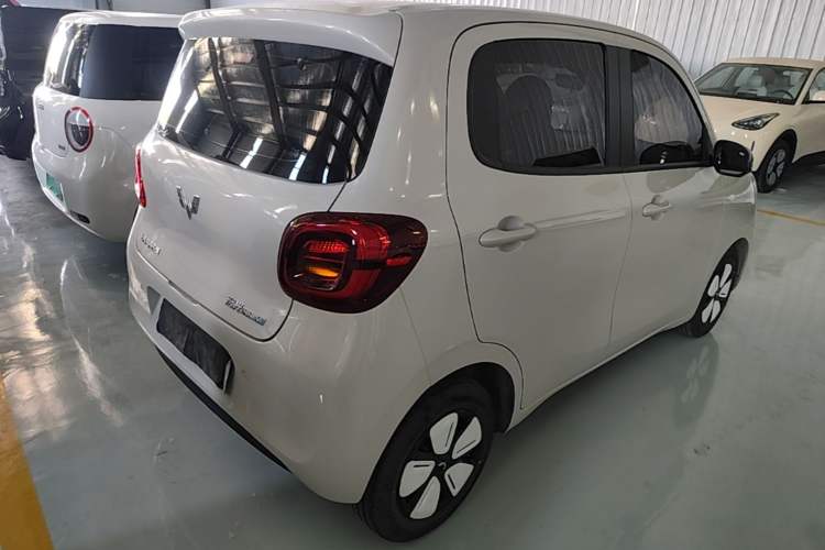 Used Wuling Hongguang MINIEV 2025 Four-Door Version Advanced Edition Rear Right 45 Deg