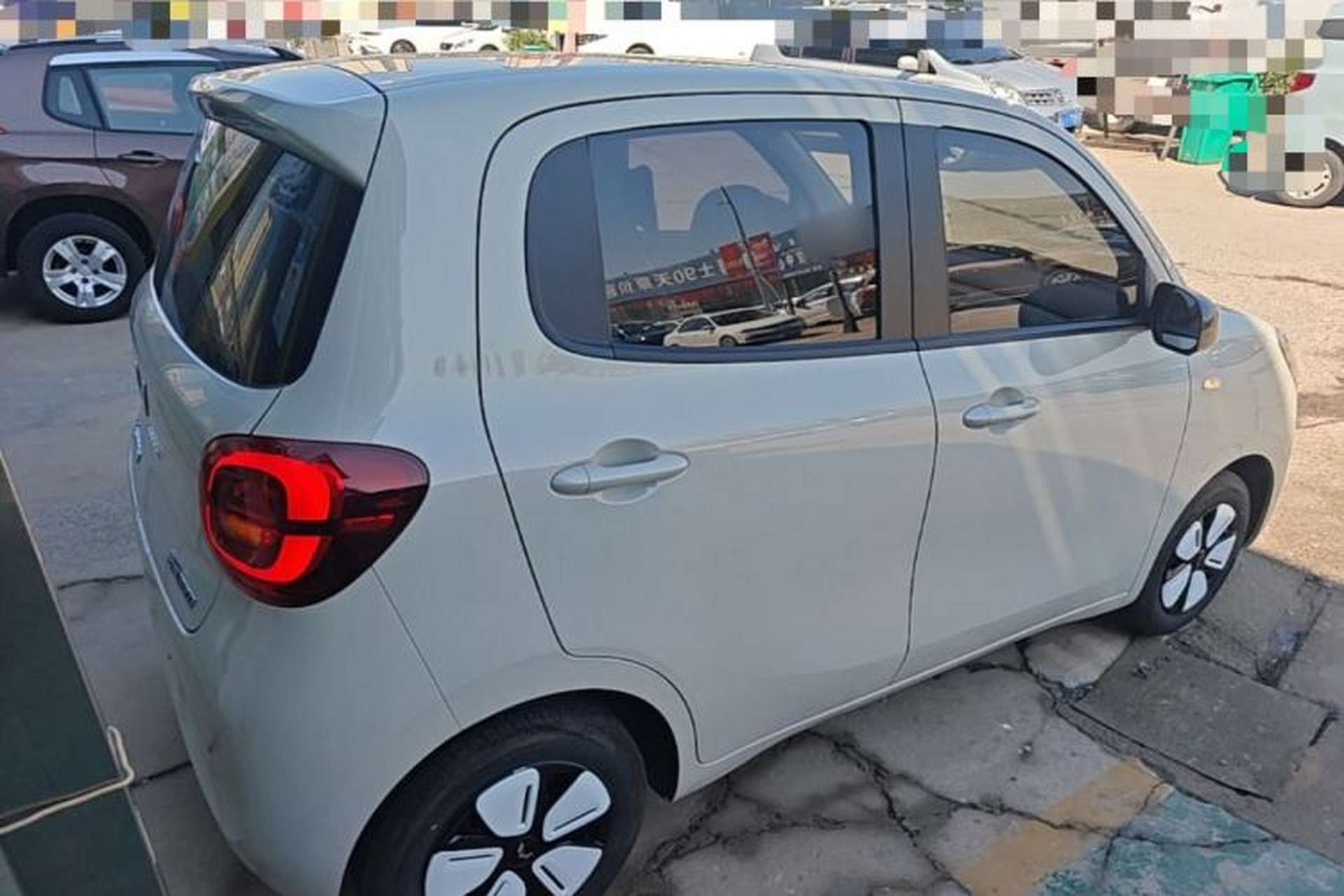 Used Wuling Hongguang MINIEV 2025 Four-Door Version Advanced Edition Rear Right 45 Deg