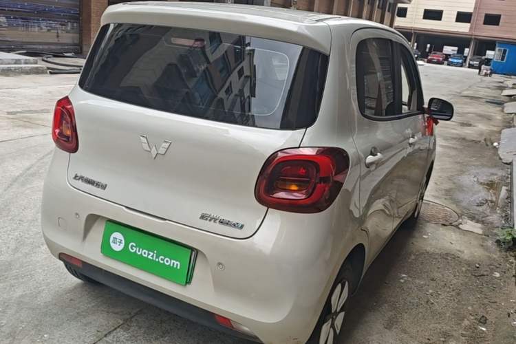Used Wuling Hongguang MINIEV 2025 Four-Door Version Advanced Edition Rear Right 45 Deg