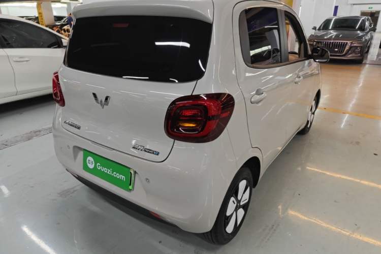 Used Wuling Hongguang MINIEV 2025 Four-Door Version Advanced Edition Rear Right 45 Deg