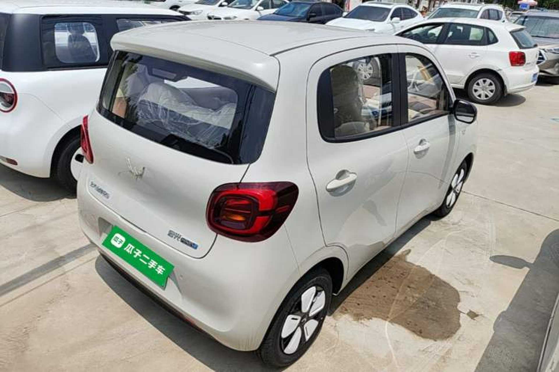 Used Wuling Hongguang MINIEV 2025 Four-Door Version Advanced Edition Rear Right 45 Deg