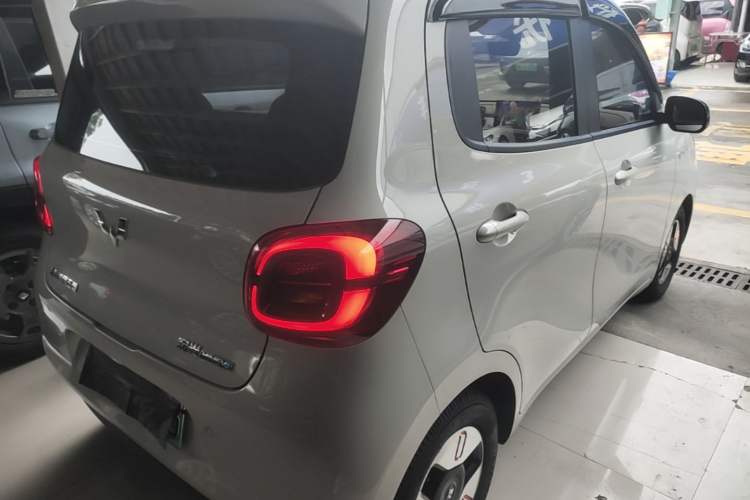 Used Wuling Hongguang MINIEV 2025 Four-Door Version Advanced Edition Rear Right 45 Deg