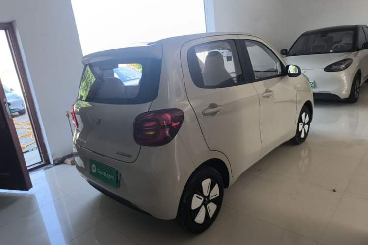 Used Wuling Hongguang MINIEV 2025 Four-Door Version Advanced Edition Rear Right 45 Deg