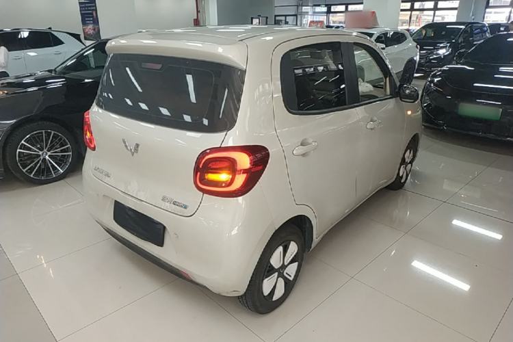 Used Wuling Hongguang MINIEV 2025 Four-Door Version Advanced Edition Rear Right 45 Deg