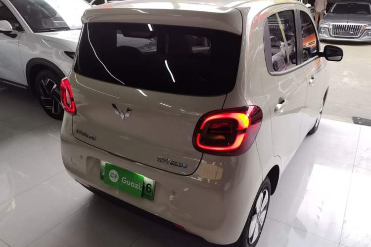 Used Wuling Hongguang MINIEV 2025 Four-Door Version Advanced Edition Rear Right 45 Deg
