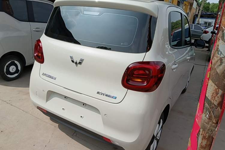 Used Wuling Hongguang MINIEV 2025 Four-Door Version Premium Edition Rear Right 45 Deg