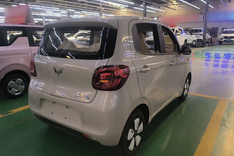 Used Wuling Hongguang MINIEV 2025 Four-Door Version Advanced Edition Rear Right 45 Deg
