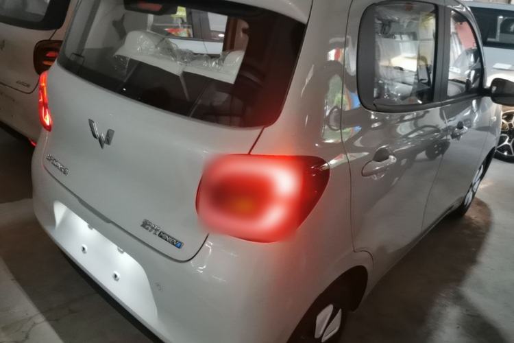 Used Wuling Hongguang MINIEV 2025 Four-Door Version Advanced Edition Rear Right 45 Deg