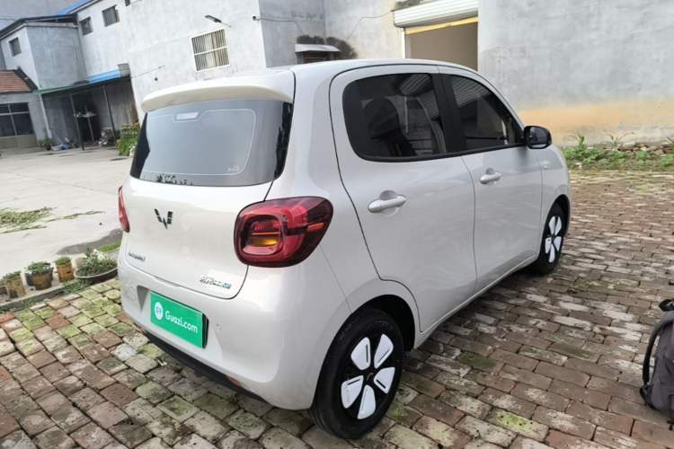 Used Wuling Hongguang MINIEV 2025 Four-Door Version Advanced Edition Rear Right 45 Deg