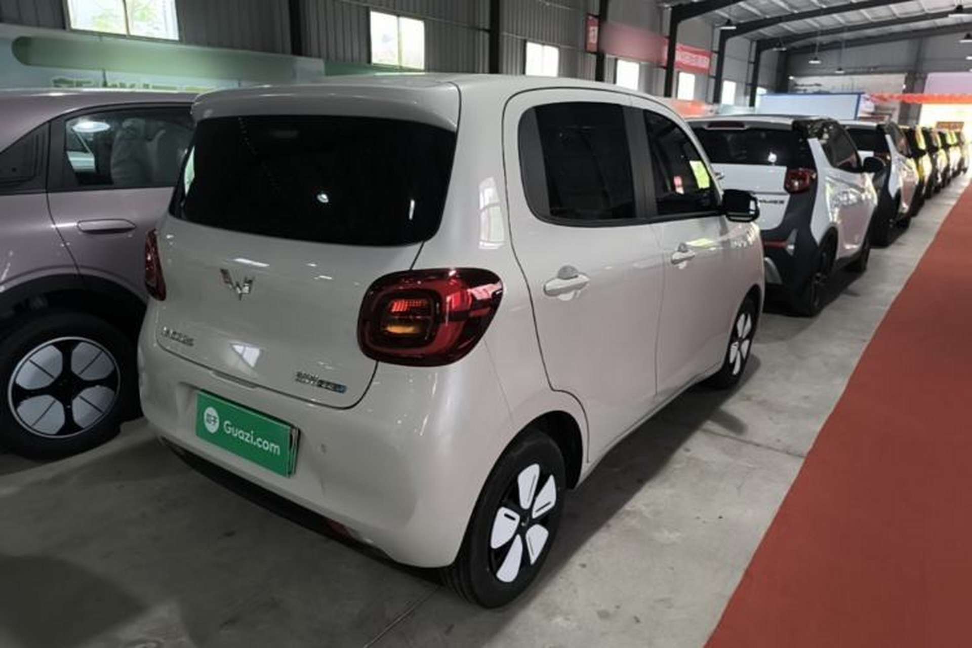 Used Wuling Hongguang MINIEV 2025 Four-Door Version Advanced Edition Rear Right 45 Deg