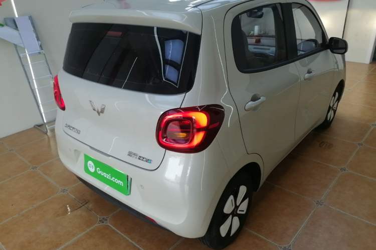 Used Wuling Hongguang MINIEV 2025 Four-Door Version Advanced Edition Rear Right 45 Deg