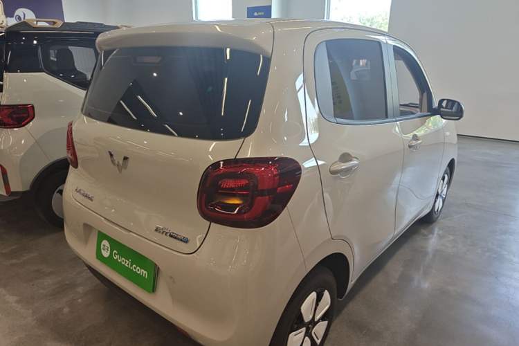 Used Wuling Hongguang MINIEV 2025 Four-Door Version Advanced Edition Rear Right 45 Deg
