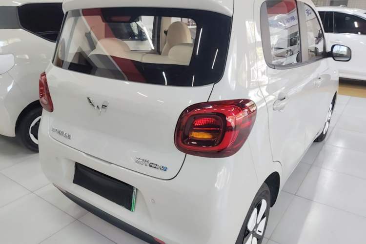 Used Wuling Hongguang MINIEV 2025 Four-Door Version Advanced Edition Rear Right 45 Deg