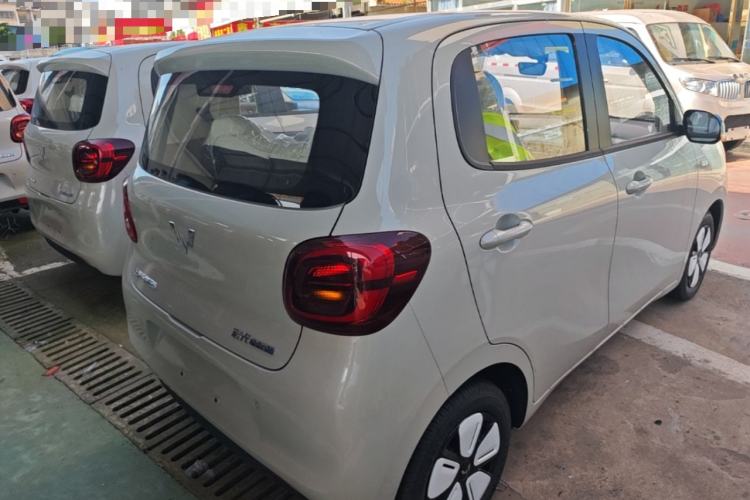 Used Wuling Hongguang MINIEV 2025 Four-Door Version Advanced Edition Rear Right 45 Deg