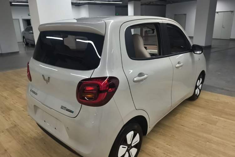 Used Wuling Hongguang MINIEV 2025 Four-Door Version Premium Edition Rear Right 45 Deg